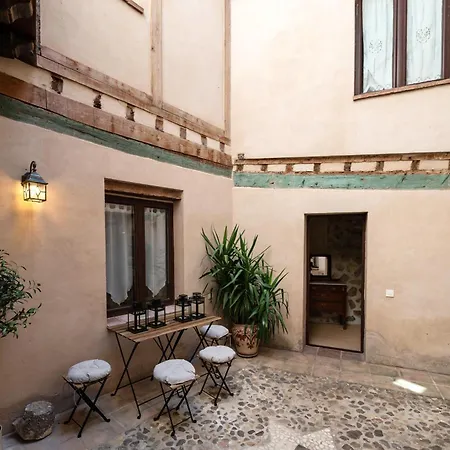 アパート Patio In The Heart Of , Pets , Family *