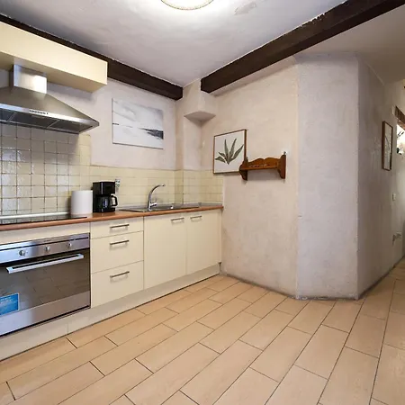 Patio In The Heart Of , Pets , Family * טולדו